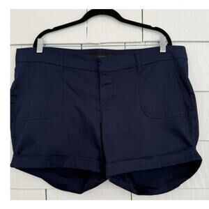 Torrid Womens 18 Cuffed Stretch Shorts Dark Blue Classic Staple Capsule Wardrobe